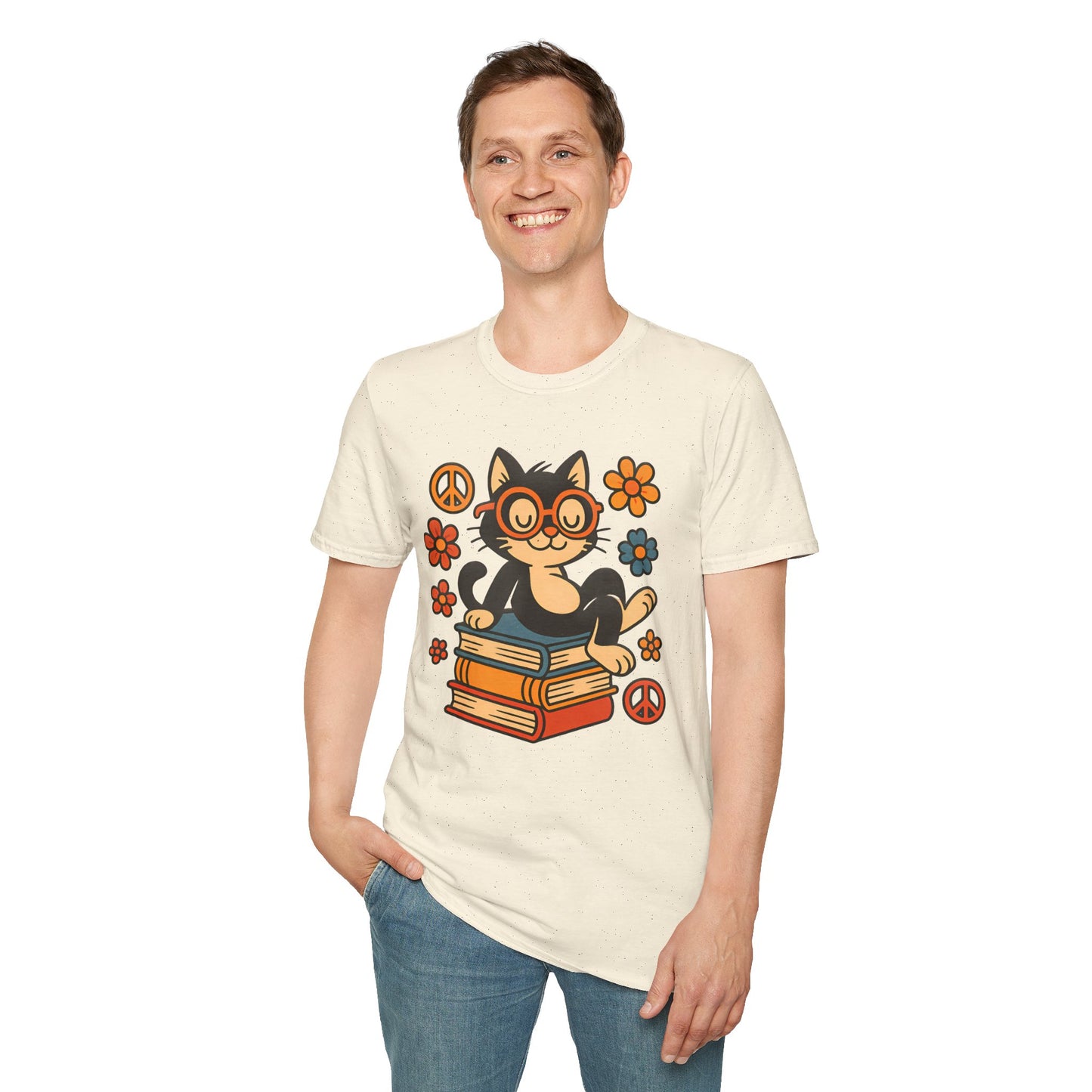 Cute Cat Reading T-Shirt – Vintage-Inspired Tee for Bookworms, Cat Lovers & Peaceful Souls