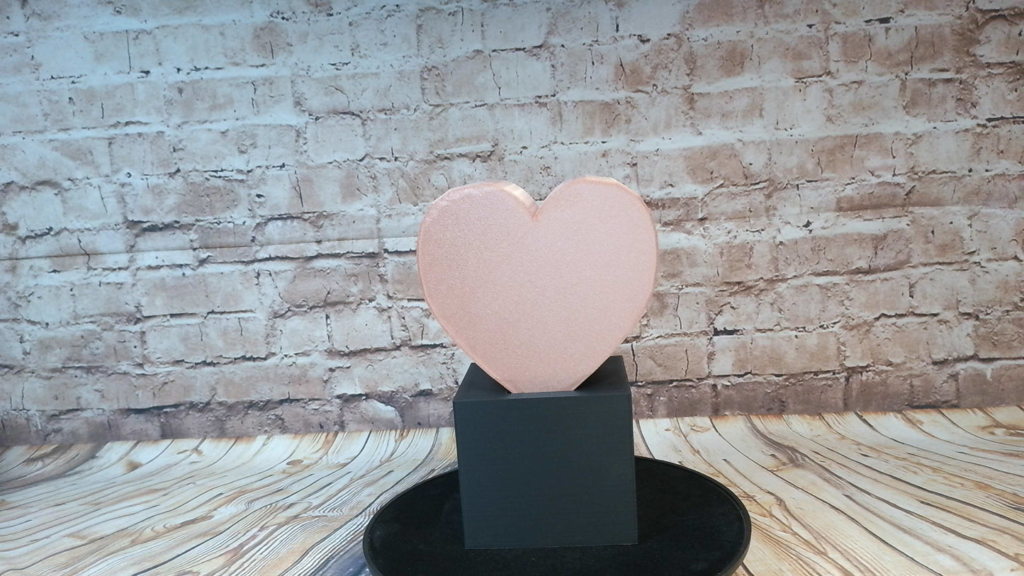 Medium Heart Block Sculpture – Symbolic Modern Love Decor – 3D Printed Gift